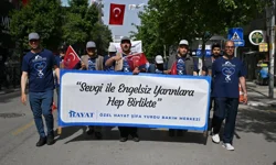 Manisa'da 'engelsiz' yürüyüş