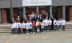 MEB Ölçme, Değerlendirme ve Sınav Hizmetleri Genel Müdürü Kılınç, Trabzon'da öğrenci projelerini inceledi