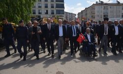 Niksar'da Engelliler Haftası kapsamında farkındalık yürüyüşü yapıldı
