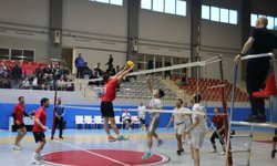 Of Kaymakamlığı Bahar Voleybol Turnuvası sona erdi