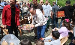 Ordu'da arife gününde çocuklara şeker dağıtma geleneği sürdürüldü