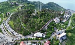 Ordu'yu kuş bakışı izleme imkanı sunan Boztepe'de bayram hareketliliği yaşanıyor