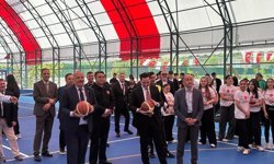 Salıpazarı'nda tenis kortu ve çok amaçlı spor sahası hizmete açıldı