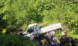 Samsun'da kamyonetin devrilmesi sonucu 1 kişi öldü, 2 kişi yaralandı