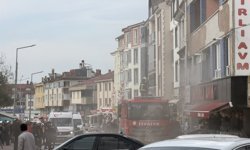 Samsun'da marketin deposunda çıkan yangın söndürüldü