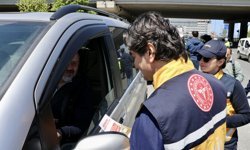 Trabzon'da ambulanslar için fermuar sisteminin önemi sürücülere anlatıldı