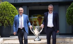 Trabzonspor, Ziraat Türkiye Kupası'nı müzesinde sergiliyor