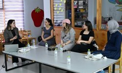 ANNE ADAYLARINA ÖZEL EĞİTİM