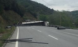 TIR DEVRİLDİ, EREĞLİ OSB YOLU KAPANDI
