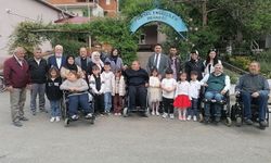 KÜÇÜKLERİN BÜYÜK DAVRANIŞI