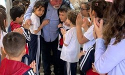 Zonguldak'ta emekli olan 43 yıllık öğretmene duygusal veda