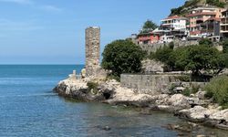 Amasra'daki tarihi Direkli Kaya'ya yazı yazılmasına ilişkin inceleme başlatıldı