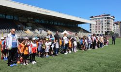 Artvin'de 12. Grassroots Herkes İçin Futbol Şenliği yapıldı