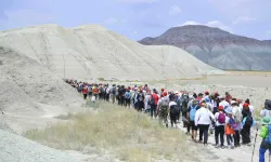 Başkentliler Nallıhan Kız Tepesi'nde doğayla buluştu