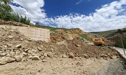 Bayburt Belediyesi'nin asfaltlama ve çevre düzenlemesi çalışmaları sürüyor