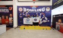 Bayburt Üniversitesi bowling takımı 10 madalya kazandı