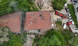 Karabük'te 3 katlı evde çıkan yangın söndürüldü