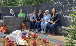 Karadenizli sanatçı Kazım Koyuncu, vefatının 21. yılında mezarı başında anıldı