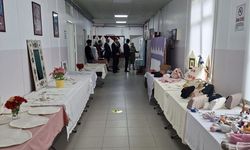Saraydüzü'nde Halk Eğitimi Merkezi kursiyerlerince yıl sonu sergisi açıldı