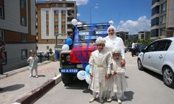 Şehit çocukları polis konvoyu eşliğinde sünnet düğününe götürüldü