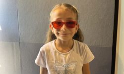 Ses hassasiyeti bulunan 6 yaşındaki çocuk için özel sinema gösterimi yapıldı