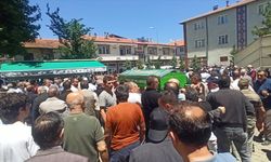 Tokat'ta otomobilin devrilmesi sonucu ölen kişi son yolculuğuna uğurlandı