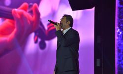 Trabzon Kültür Yolu Festivali'nde şarkıcı Bayhan sahne aldı