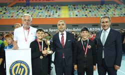 Trabzon'da 'Okul Sporları Ödül Töreni' düzenlendi