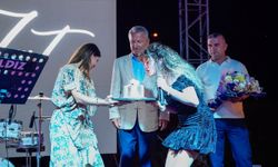 EDA TAT SAHNE ALDI, ÇEKTİRME KAFE AÇILDI
