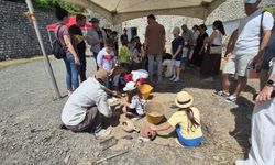 Zonguldak'ta çocuklar festivalde arkeolojik kazı deneyimi yaşadı