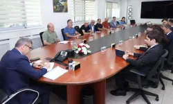 Artvin'de Vali Ergün muhtarları dinledi