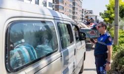 İzmir Büyükşehir'den tarım işçisi servislerine sıkı denetim