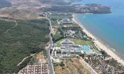İzmir'de Pamucak yolu baştan sona yenilendi