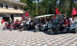 Kargı'da elektrikli araçlarla yaz Kur'an kursu için konvoy düzenlendi