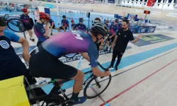 Konya Velodromu'nda geleceğin şampiyonları piste çıktı