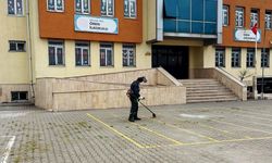 BELEDİYEDEN OKULLARA DESTEK