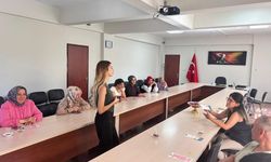 AİLELERE 'BİLİNÇLİ MEDYA' EĞİTİMİ