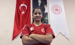 NİLSU'NUN MİLLİ FORMA HEYECANI