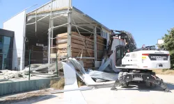 Bursa Nilüfer'de üç ayrı mahallede yıkım