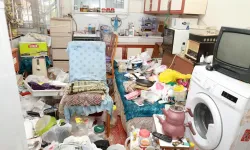 Bursa Osmangazi'de çöp eve belediyeden hızlı müdahale