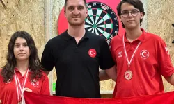 Bursa Yıldırımlı dartçılardan 'milli' gurur