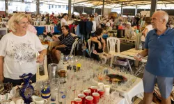 İzmir Büyükşehir'in ikinci el pazarları birinci yılını doldurdu