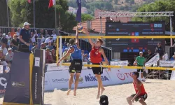 İzmir Foça'da yarı finalistler belli oldu