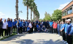 Kocaeli'de Başkan Büyükakın başarılı sporcularla buluştu