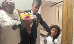 Sakarya Karasulu SGM'li miniklerden gazilere anlamlı ziyaret