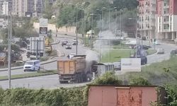 KEPEZ YOLUNDA KAMYONA İTFAİYE MÜDAHALESİ