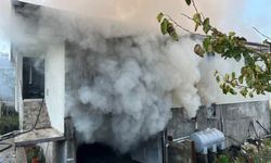 DUMANLAR YÜKSELDİ, İTFAİYE GÜÇLÜKLE SÖNDÜRDÜ