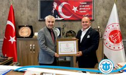 OĞUZ ÜNLÜER MAZBATASINI TESLİM ALDI