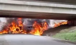 TIR KÖPRÜDEN DÜŞTÜ...