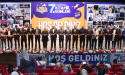 Çayırova 7. Kitap Günleri, kapılarını ziyaretçilerine açtı